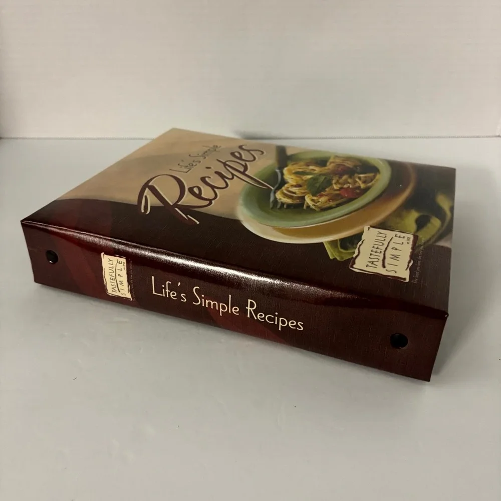 Tastefully Simple Simple Recipes 9th Edition 2009 3-Ring Recipe Binder Cookbook